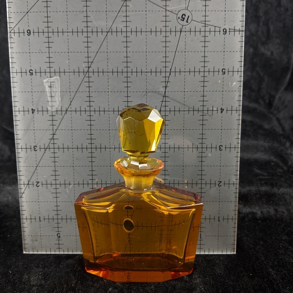 Vintage amber glass Perfume bottle & ground glass stopper - Picture 6 of 6